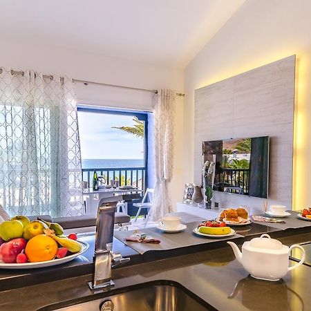 Lidia & Paco Home Two Bedrooms Beachfront Playa Del Aguila  Bagian luar foto