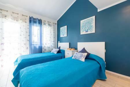 Lidia & Paco Home Two Bedrooms Beachfront Playa Del Aguila  Bagian luar foto